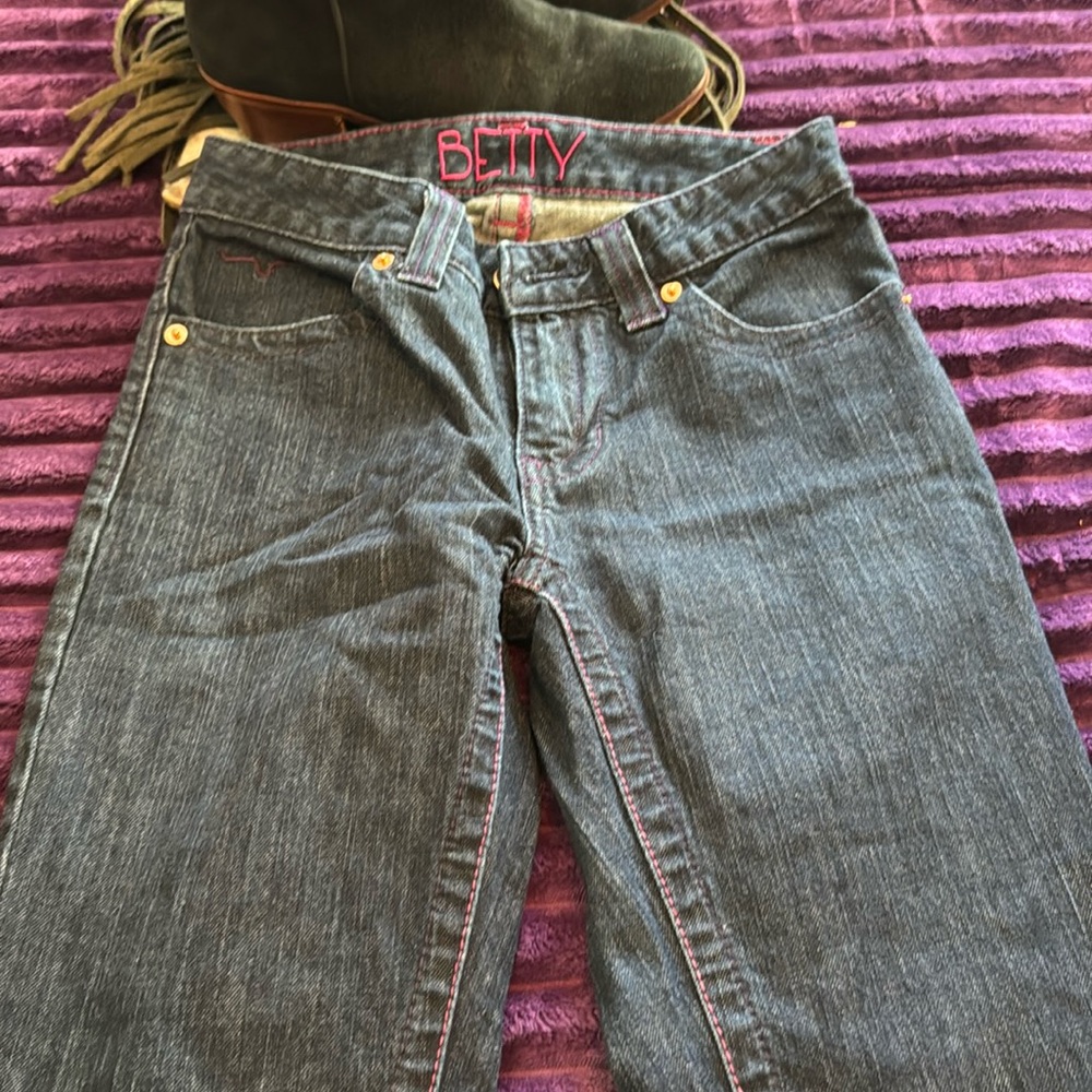Kimes Betty style straight leg jeans
